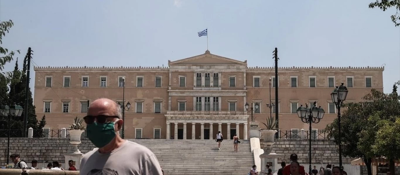 Σε εξέλιξη βρίσκεται η συνεδρίαση της επιτροπής των λοιμωξιολόγων για επιπλέον μέτρα για την Αττική